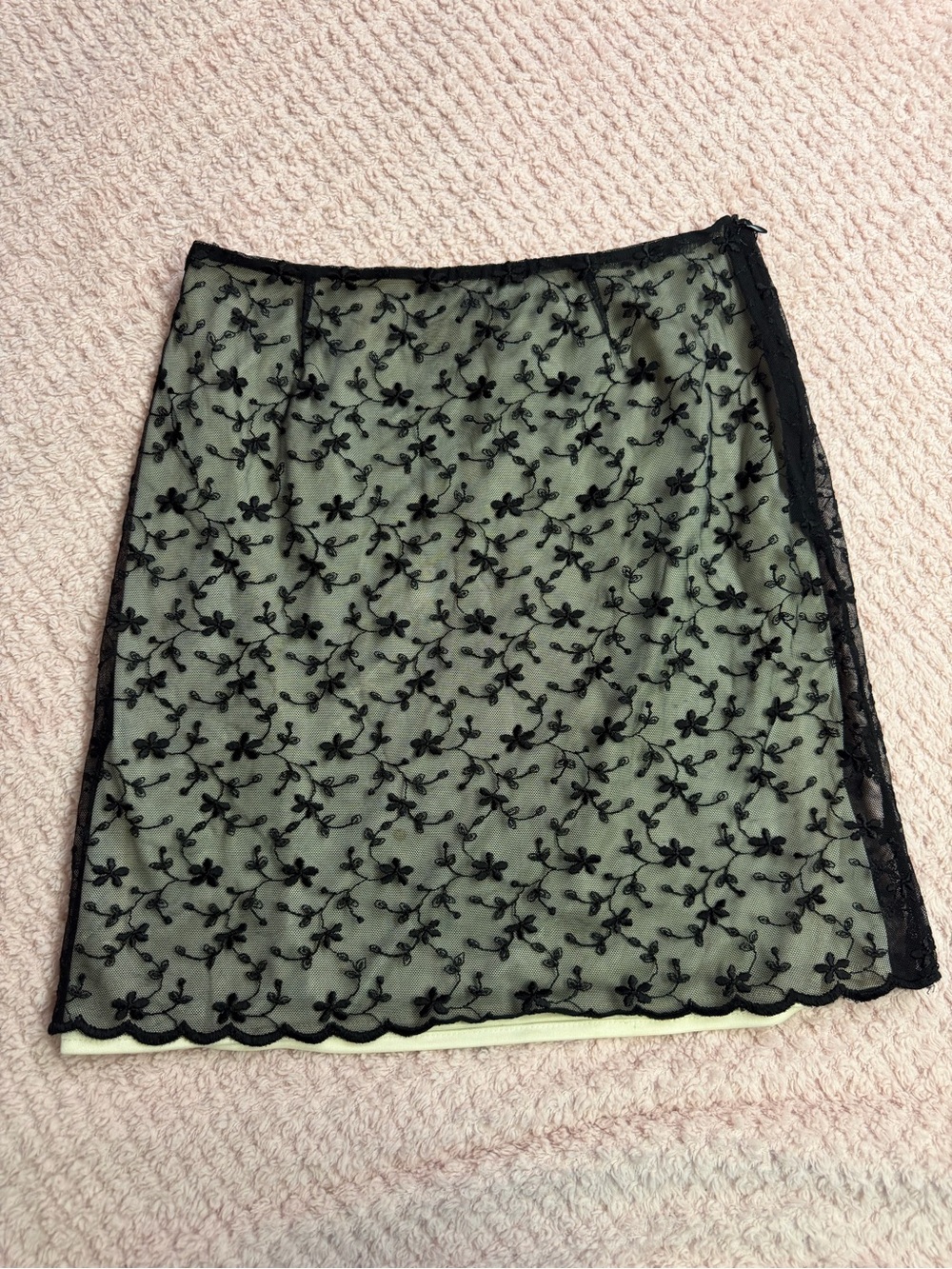 Esprit Vintage Y2K Black Floral Lace Overlay Skirt- Size 9/10